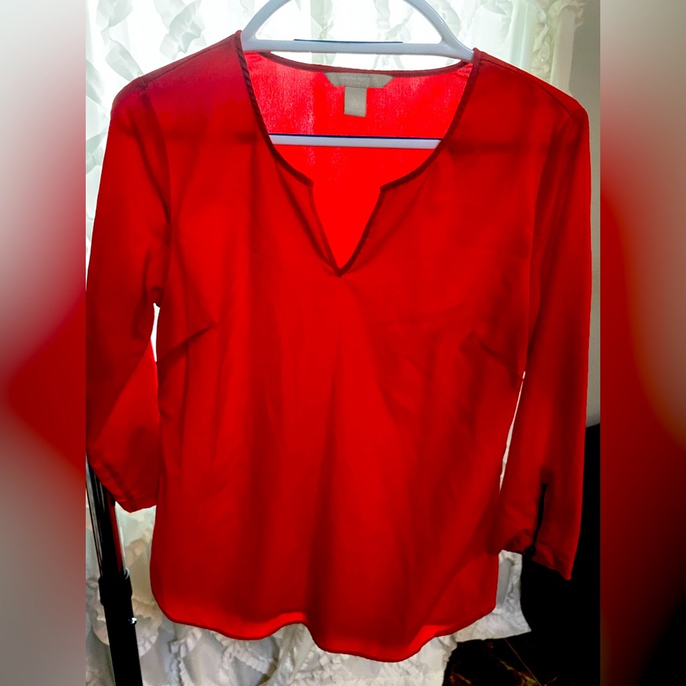 Gently Worn Banana Republic Red Top Size Small